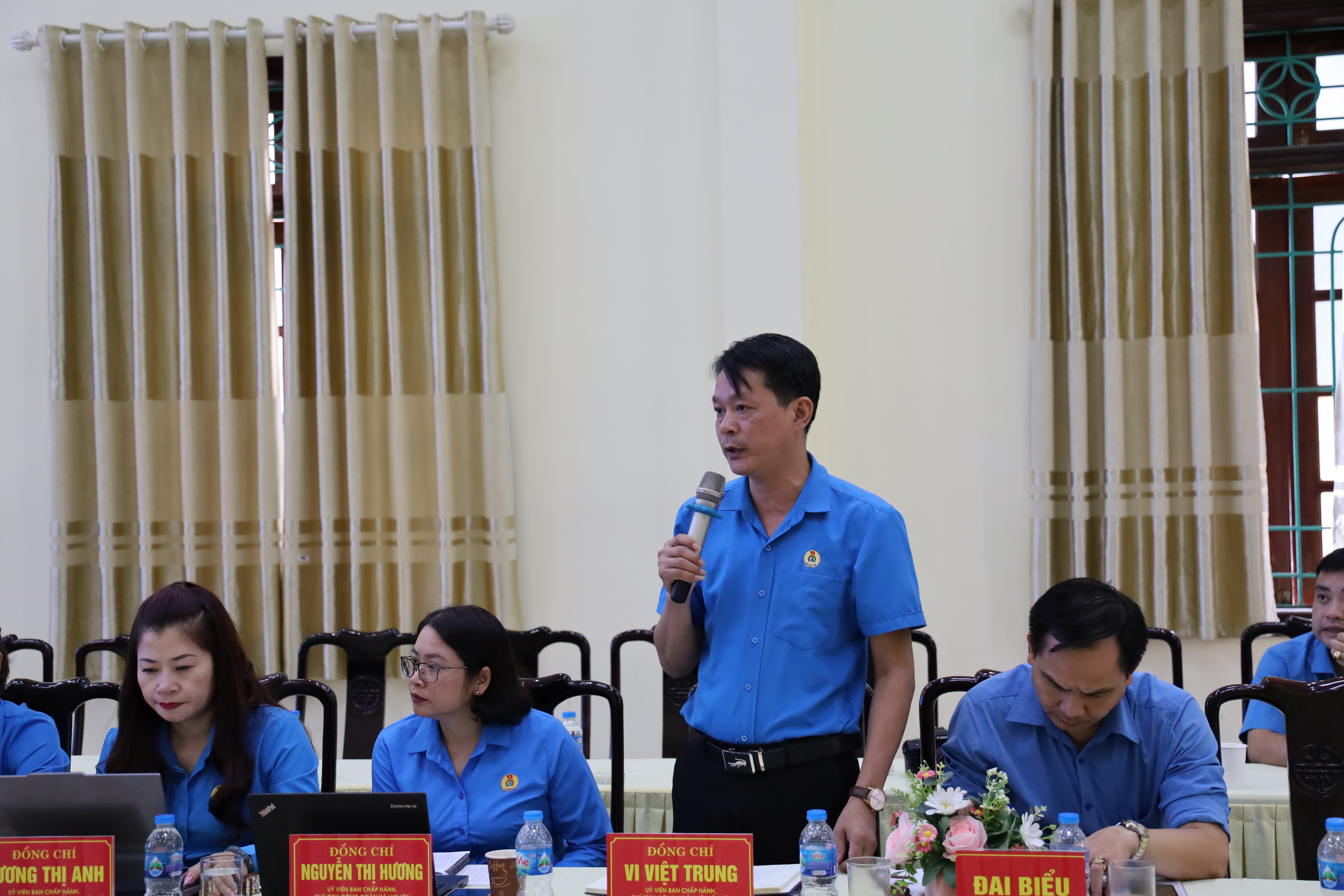 Các đại biểu phát biểu thảo luận tại Hội nghị. 4.jpg