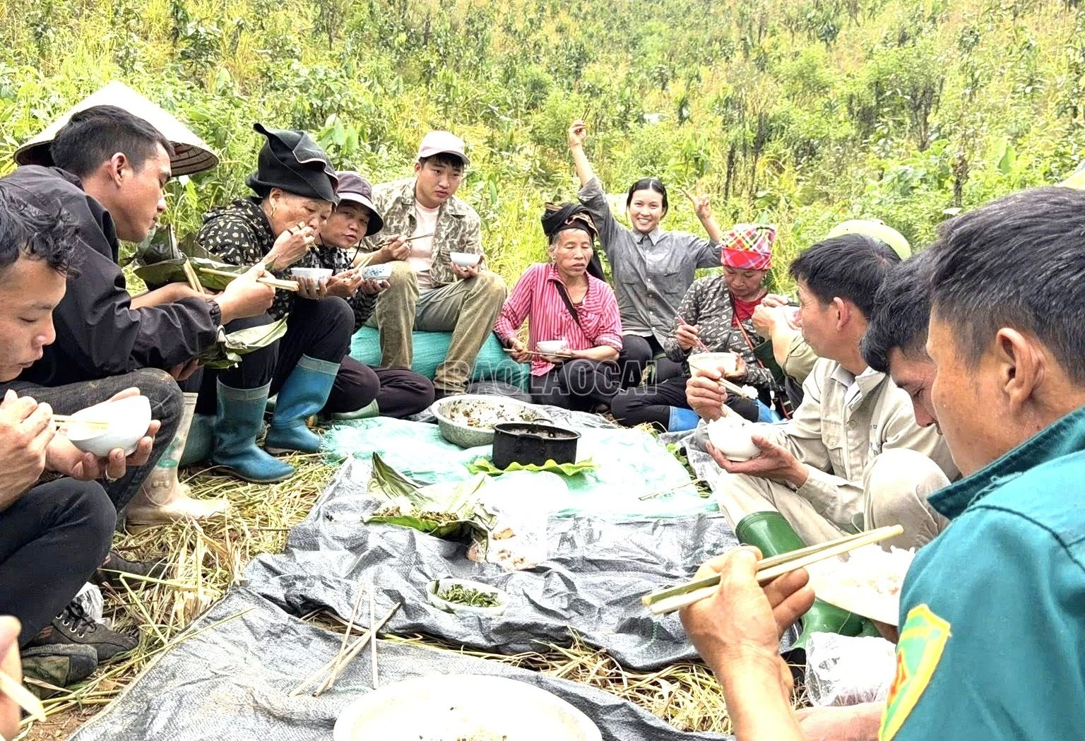 baolaocai-c_duyen.jpg