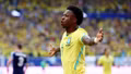 Trực tiếp Scotland 0-1 Brazil: Vũ công Samba tấn công dồn dập