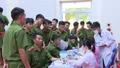 Trên 60 cán bộ, đoàn viên, thanh niên Trại tạm giam số 1, Công an tỉnh tham gia hiến máu cứu người