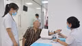 Phường Nam Cường phối hợp khám sức khỏe cho 525 đảng viên được tặng Huy hiệu 30 năm tuổi Đảng trở lên