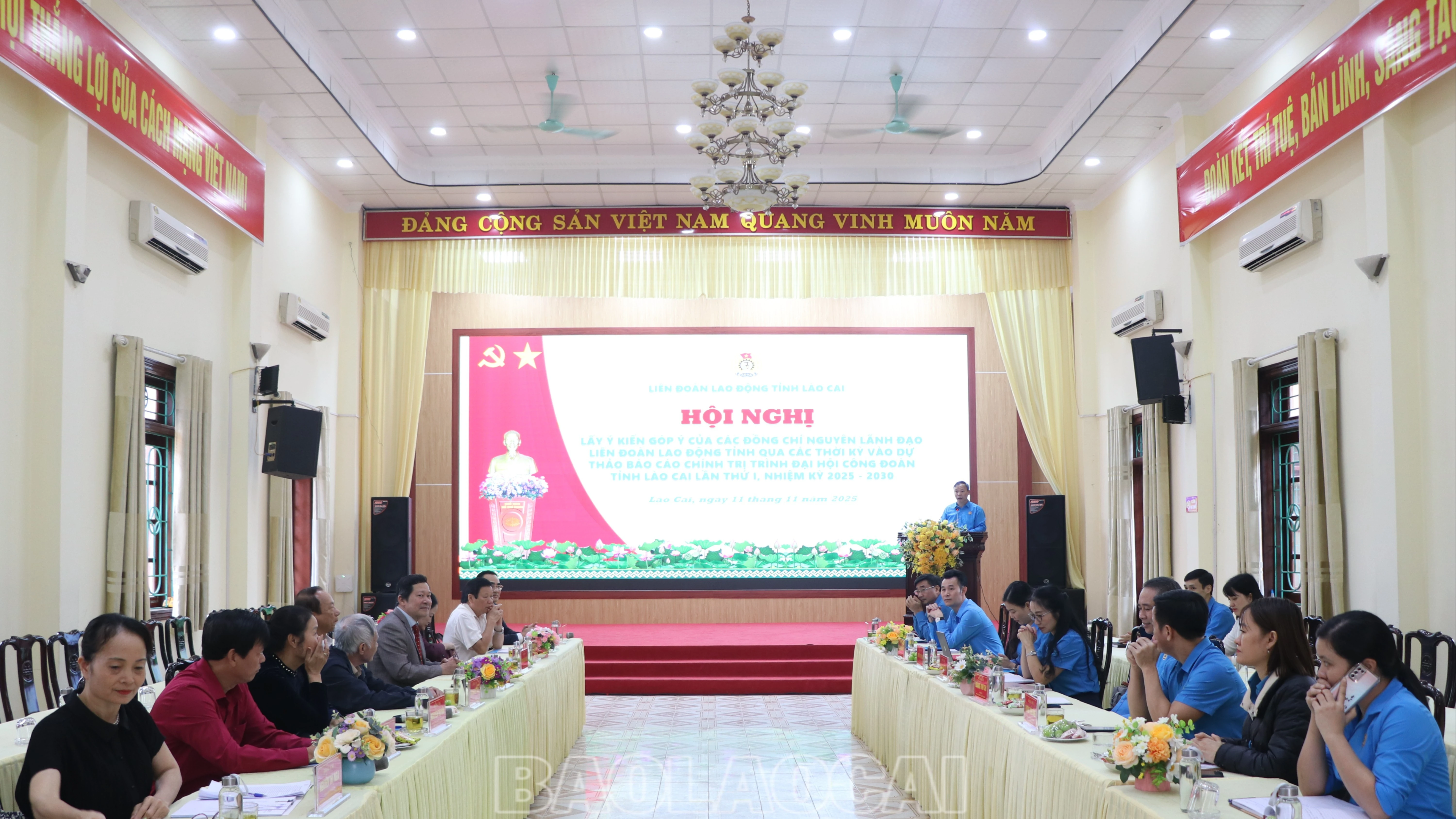 toan-canh-4206.jpg