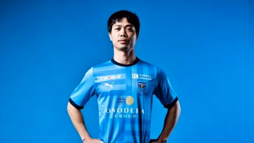 Công Phượng chia tay Yokohama FC sau gần 2 năm gắn bó.