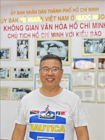 Ông Nguyễn Quang Thanh, kiều bào Hoa Kỳ trả lời phỏng vấn TTXVN. Ông Nguyễn Quang Thanh, kiều bào Hoa Kỳ trả lời phỏng vấn TTXVN.