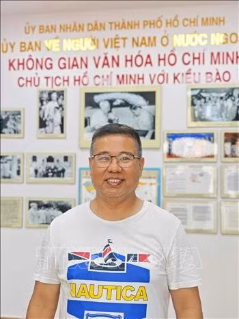 Ông Nguyễn Quang Thanh, kiều bào Hoa Kỳ trả lời phỏng vấn TTXVN.