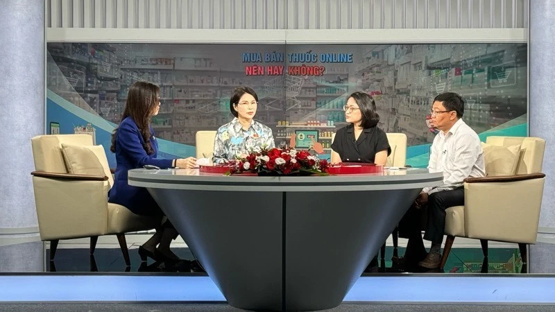 Các đại biểu chia sẻ tại Tọa đàm.