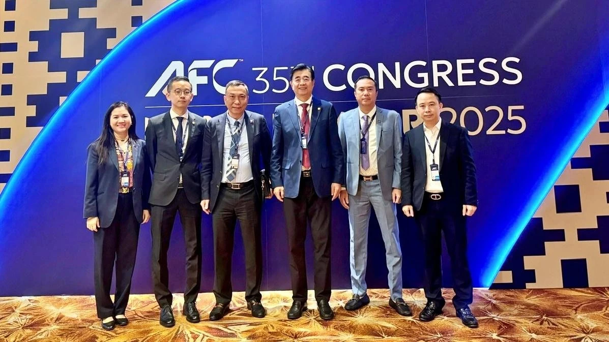 Đoàn đại biểu LĐBĐ Việt Nam và đoàn đại biểu LĐBĐ Trung Quốc.