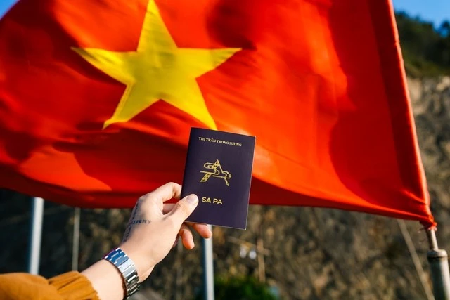 Cuốn hộ chiếu du lịch Sa Pa đang được du khách '"ăn lùng".