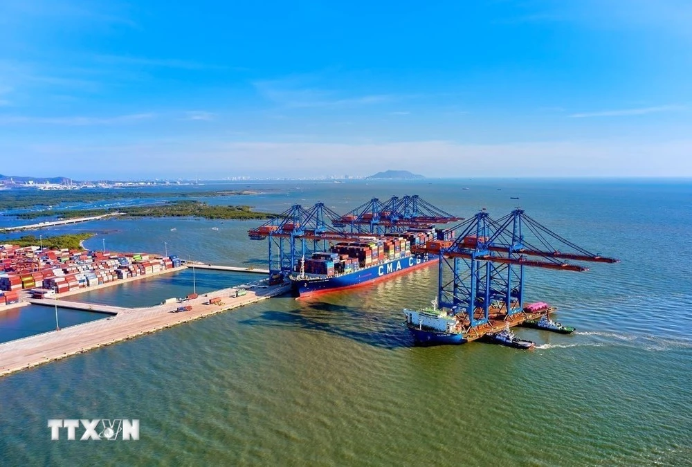 Hoạt động xuất nhập khẩu tại Cảng nước sâu Gemalink.