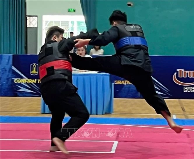 Các vận động viên thi đấu chung kết sáng 19/10.