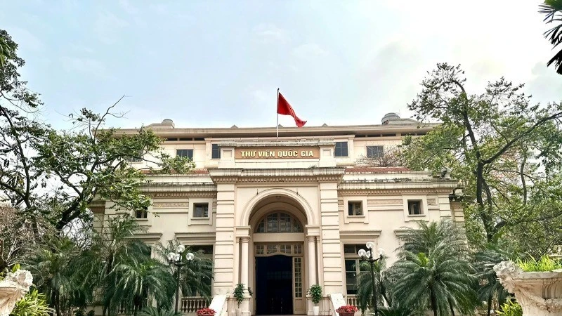 Thư viện Quốc gia hằng năm vẫn đón lượng bạn đọc rất đông đến học tập, nghiên cứu.