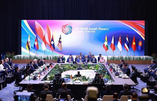 Phiên toàn thể Hội nghị Cấp cao ASEAN lần thứ 46 tại Kuala Lumpur, Malaysia, sáng 26/5/2025. Phiên toàn thể Hội nghị Cấp cao ASEAN lần thứ 46 tại Kuala Lumpur, Malaysia, sáng 26/5/2025.