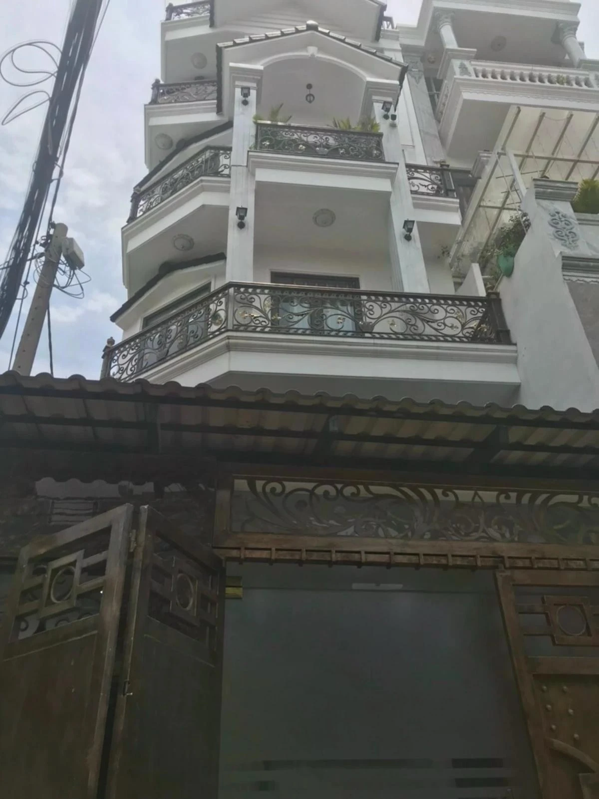 Một cơ sở phẫu thuật thẩm mỹ không phép, không biển hiệu ở TP.HCM