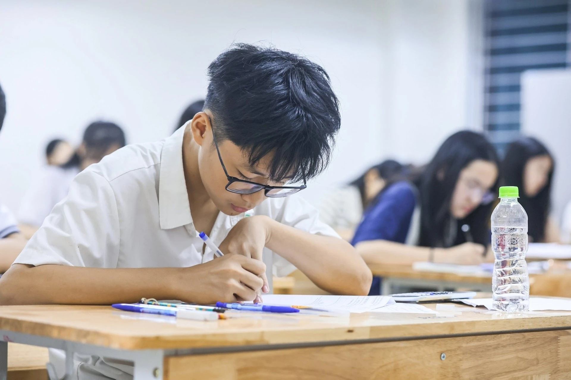 Thí sinh dự thi vào lớp 10 THPT tại Hà Nội.