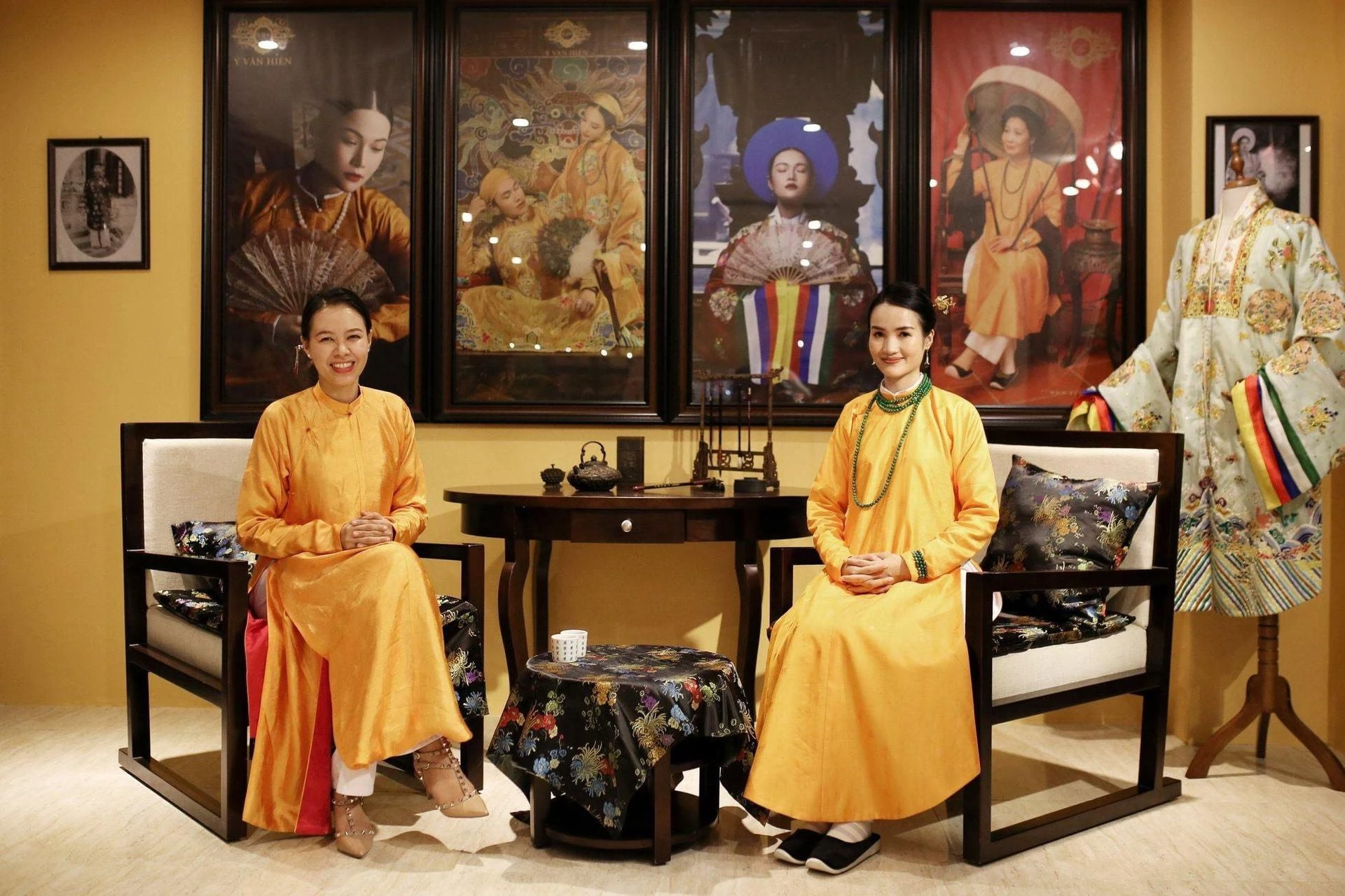 Cổ phục được sử dụng nhiều hơn trong đời sống của người Việt ngày nay.