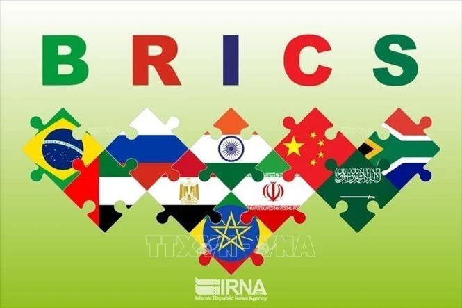 Thổ Nhĩ Kỳ hy vọng gia nhập BRICS sẽ mở ra cơ hội hợp tác kinh tế và tăng cường vai trò quốc tế của mình, tạo ra sự cân bằng trong mối quan hệ với cả phương Đông và phương Tây.