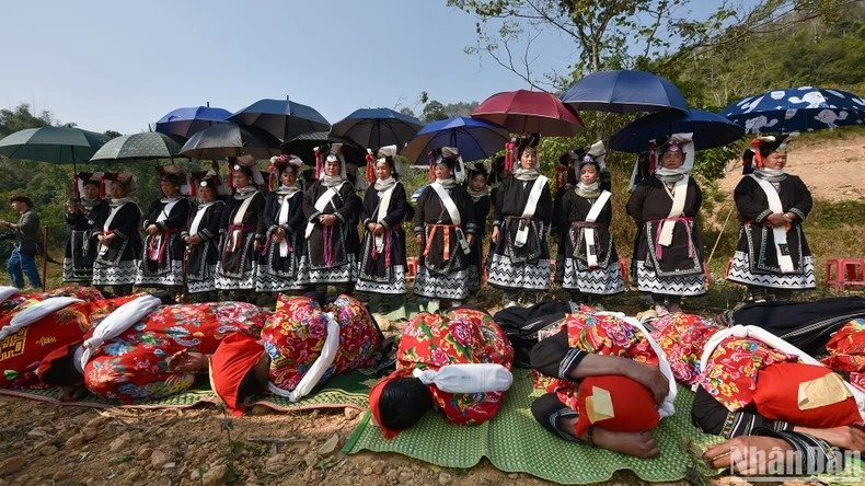 Bảo tồn yếu tố gốc của di sản góp phần phát triển du lịch bền vững.