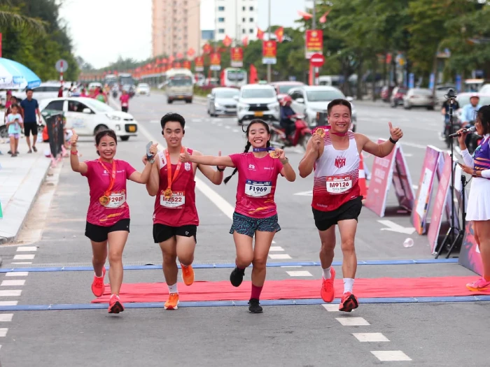 Vận động thường xuyên giúp bạn có lối sống năng động, giảm stress.