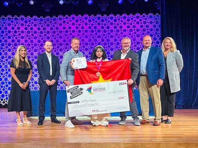 Mai Ngọc Linh - Trường Trung học phổ thông Chu Văn An giành huy chương đồng Vô địch Thiết kế đồ họa thế giới.