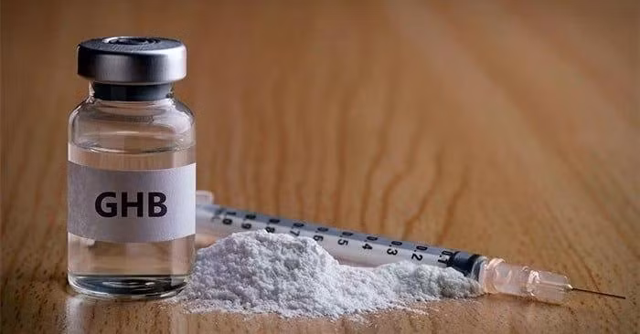 Lọ ma túy nước biển và chế phẩm dạng bột. Ảnh minh họa: INT