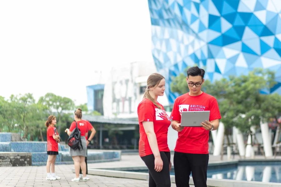 Đầu tư du học tại chỗ cho con em trở nên “hời” hơn nếu nhìn vào kết quả mà sinh viên nhận được sau chương trình học.