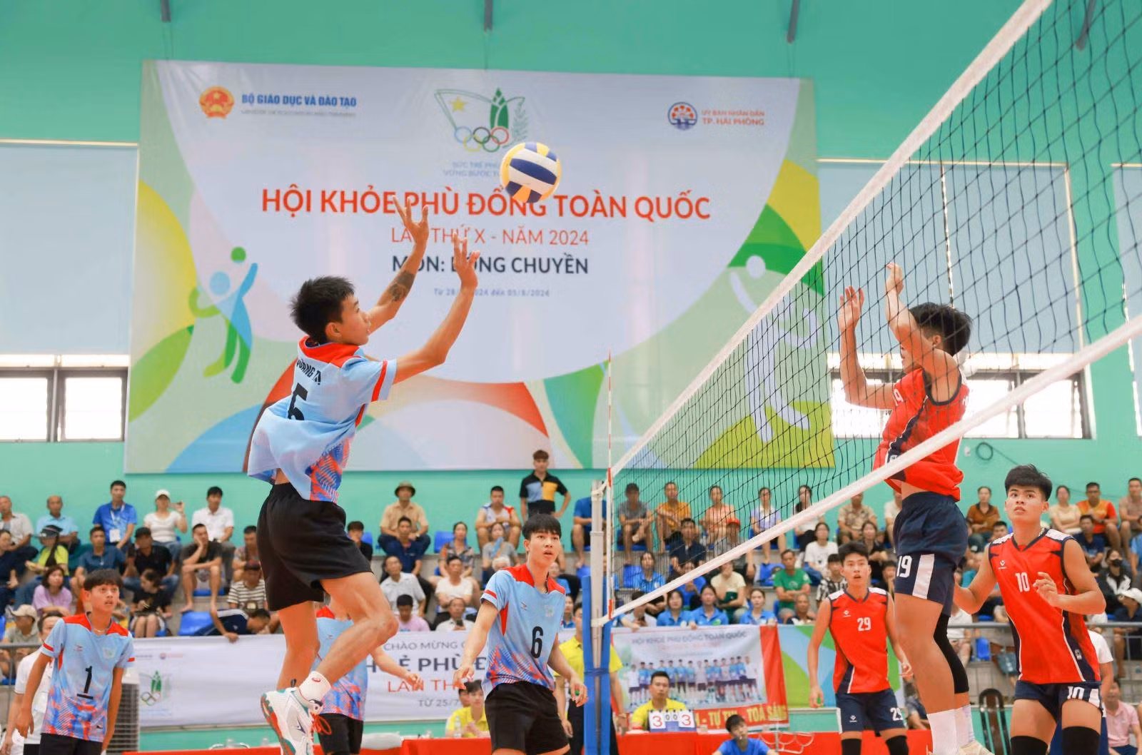 Môn Bóng chuyền tại Hội khỏe Phù Đổng toàn quốc lần thứ X năm 2024. Ảnh: GD