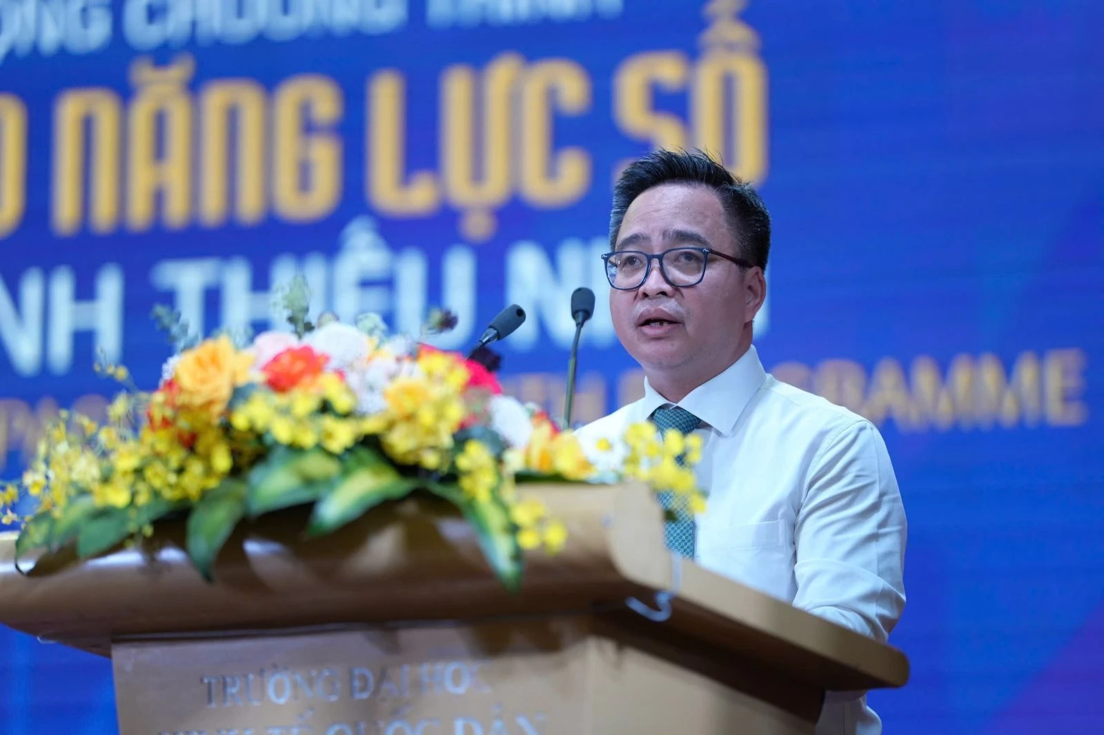 Nhà báo Phạm Mạnh Hùng, Phó Tổng giám đốc Đài Tiếng nói Việt Nam.