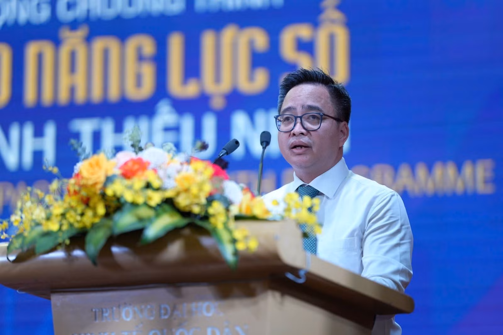 Nhà báo Phạm Mạnh Hùng, Phó Tổng giám đốc Đài Tiếng nói Việt Nam.