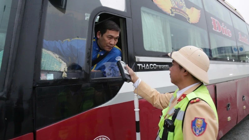 Chuyển biến tích cực về nhận thức trong tham gia giao thông.