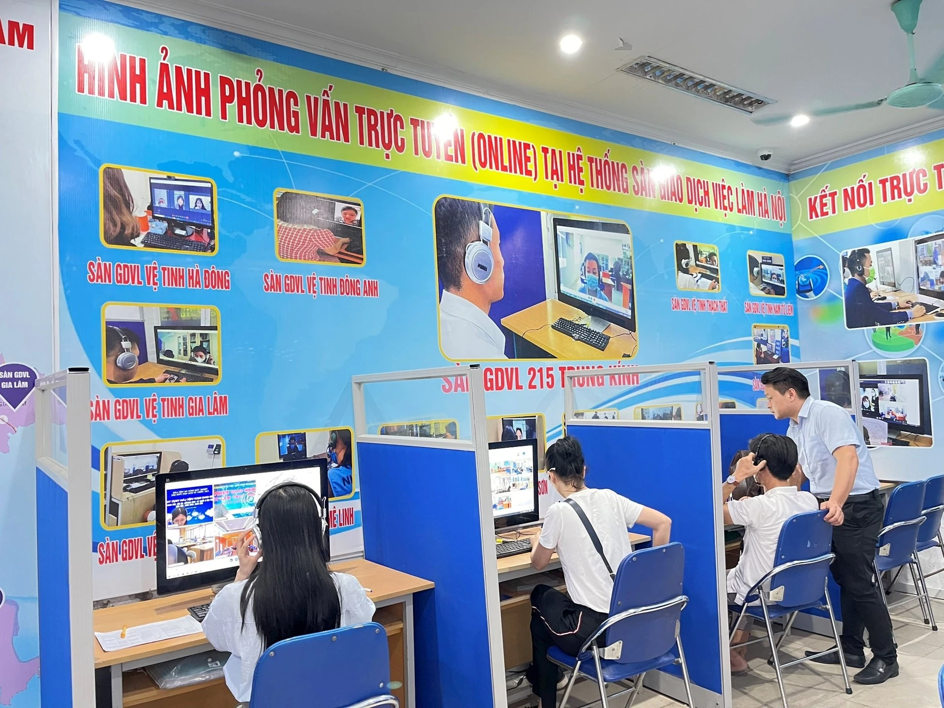 Cuối năm nhu cầu tìm việc của người lao động tăng cao.