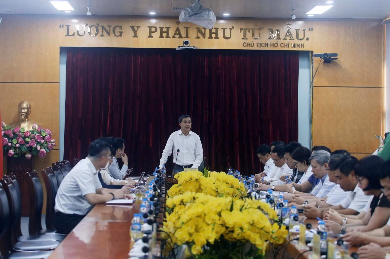 Bộ Y tế làm việc trực tiếp với Bệnh viện K sau sự việc bệnh viện bị tố có nhiều tiêu cực.