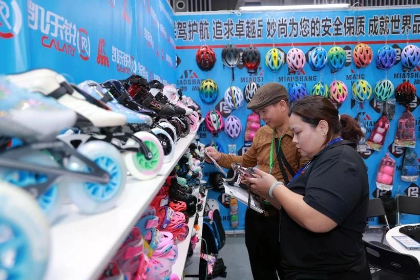 Vietnam Sport Show 2025 có quy mô hơn 400 gian hàng trưng bày đến từ các doanh nghiệp hàng đầu trong nước và quốc tế.