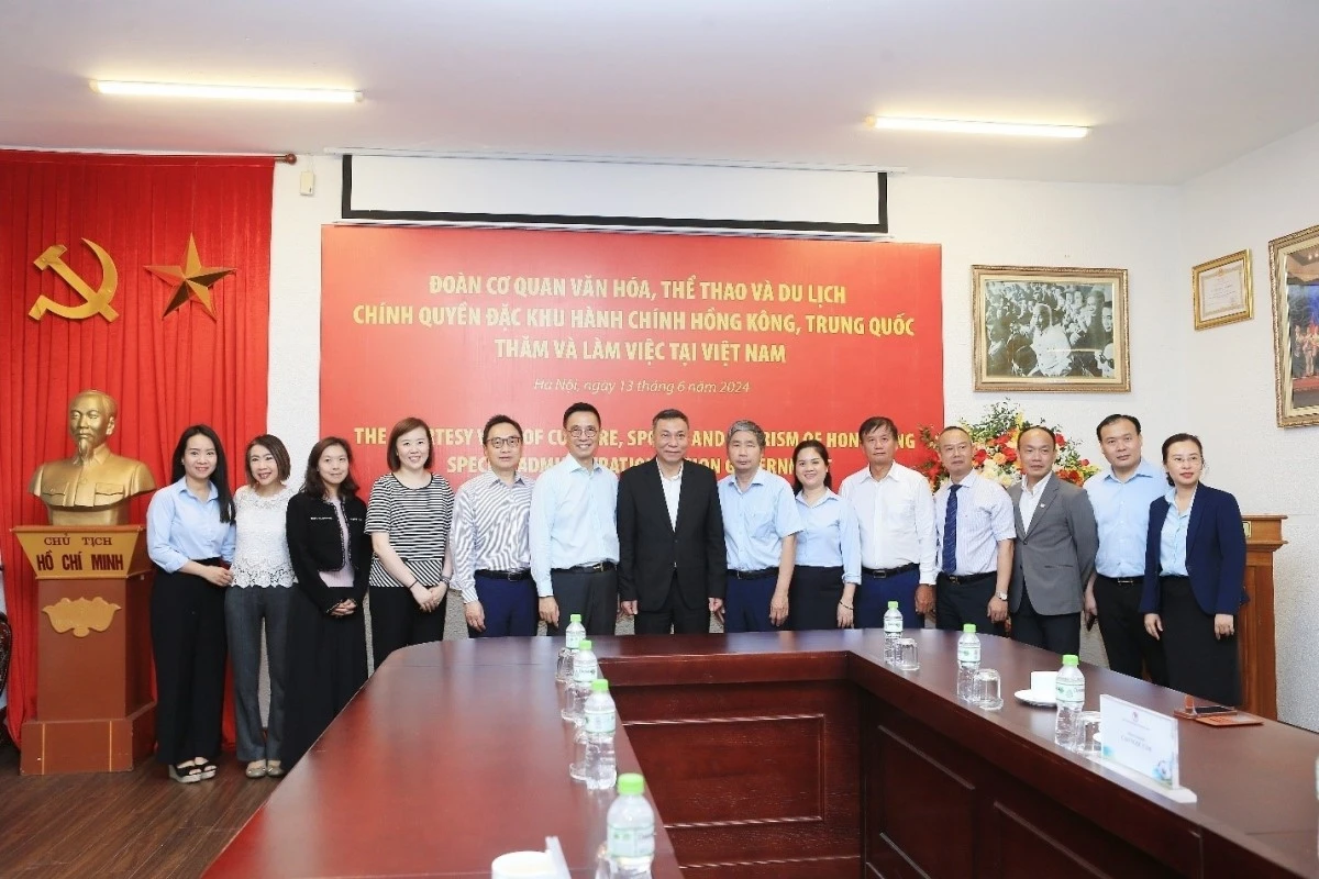 Đoàn Hong Kong, Trung Quốc đến thăm trụ sở VFF tháng 6/2024.
