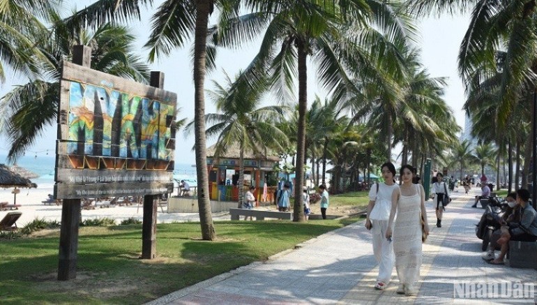 Đà Nẵng là một trong những điểm đến được nhiều du khách Hàn Quốc lựa chọn. Đà Nẵng là một trong những điểm đến được nhiều du khách Hàn Quốc lựa chọn.