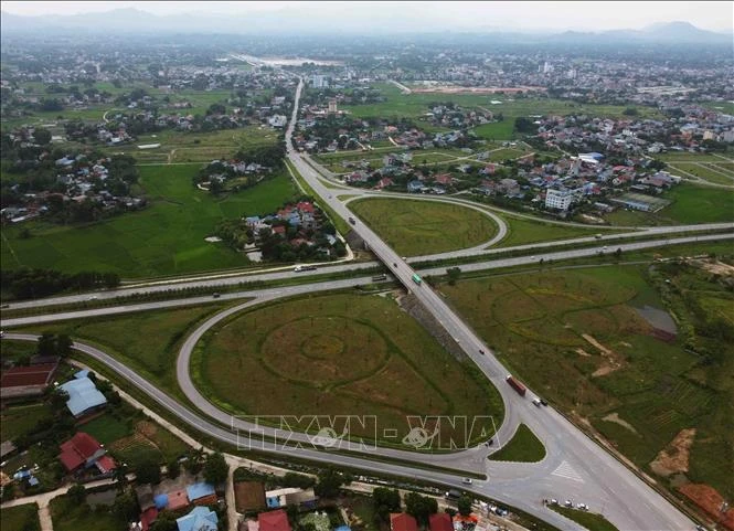 Nút giao thông Yên Bình (Km41+800, thành phố Phổ Yên) với đường cao tốc Hà Nội - Thái Nguyên. Ảnh minh họa