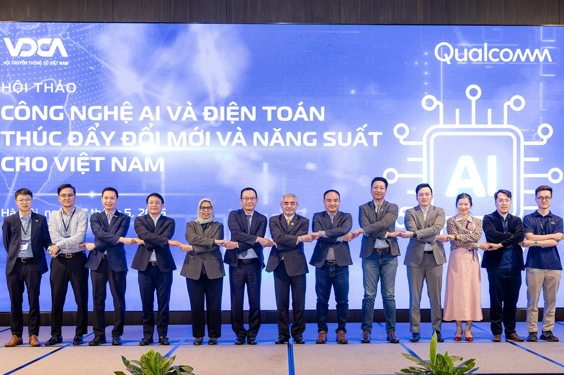 Vbee AI cùng các đối tác Microsoft, Asus, Dell, Lenovo tại Hội thảo do Hội Truyền thông số Việt Nam (VDCA) phối hợp với tập đoàn Qualcomm tổ chức.