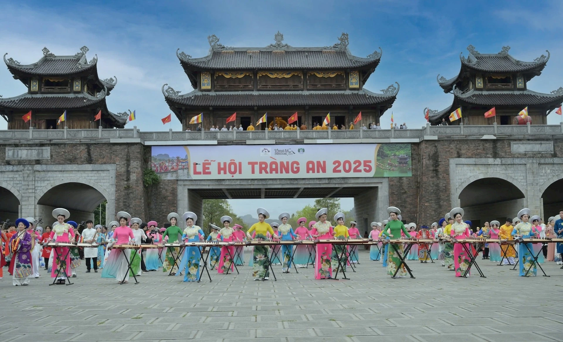 Lễ hội Tràng An năm 2025 với nhiều hoạt động hấp dẫn.