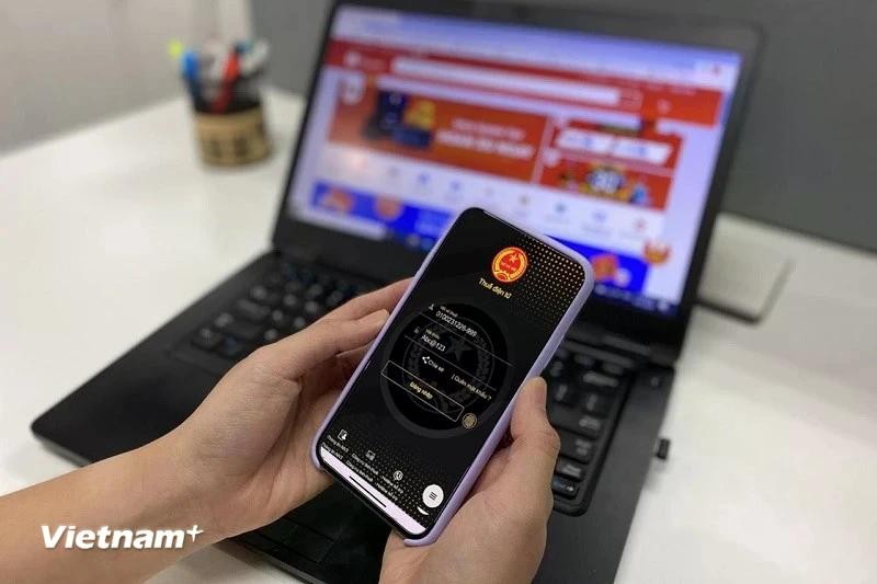 Ứng dụng thuế điện tử (eTax). Ứng dụng thuế điện tử (eTax).