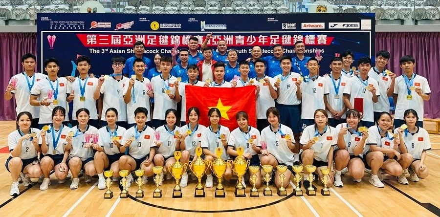 Đội đá cầu Việt Nam giành 7 HCV trong hệ vô địch tại giải vô địch châu Á 2025.