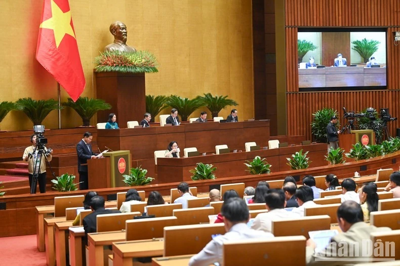 Quang cảnh phiên họp chiều 29/11.