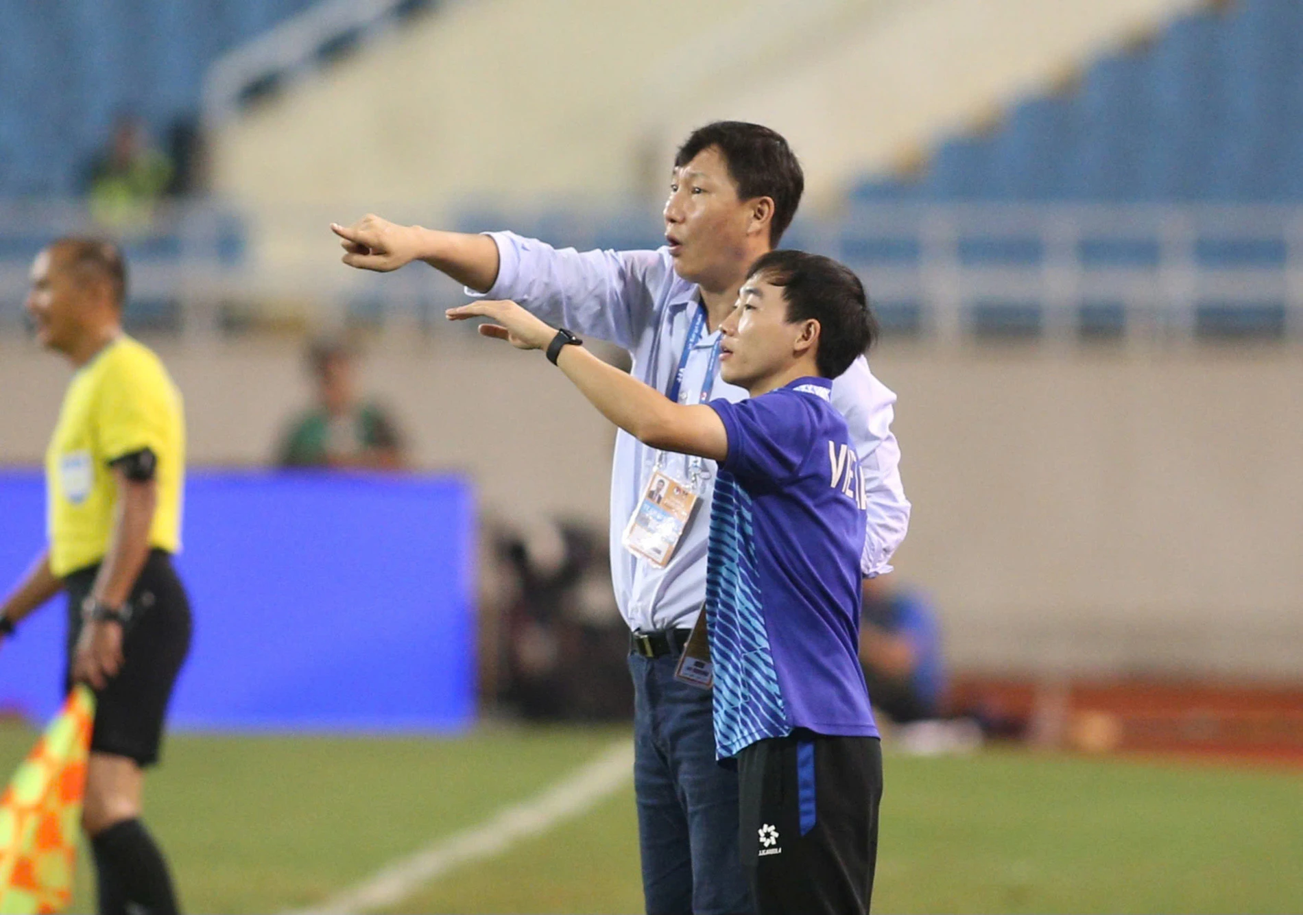 HLV Kim Sang Sik có giúp tuyển Việt Nam tốt hơn sau gần 1 tháng nữa?.