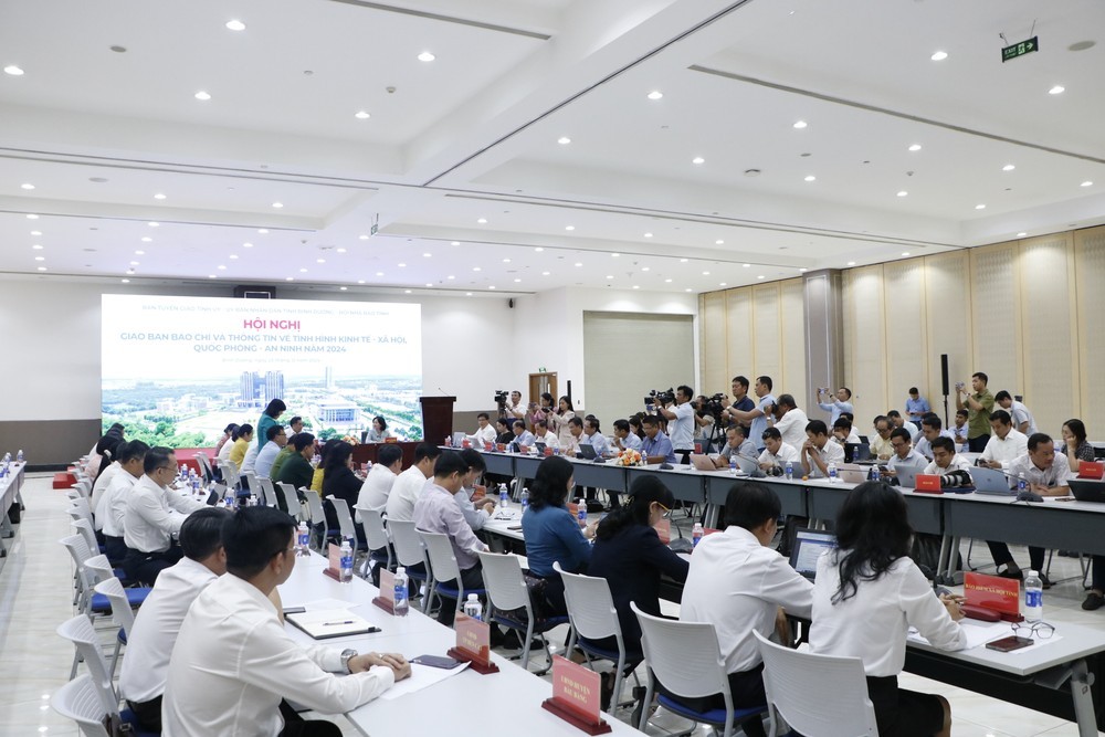 Toàn cảnh hội nghị giao ban báo chí. Toàn cảnh hội nghị giao ban báo chí.