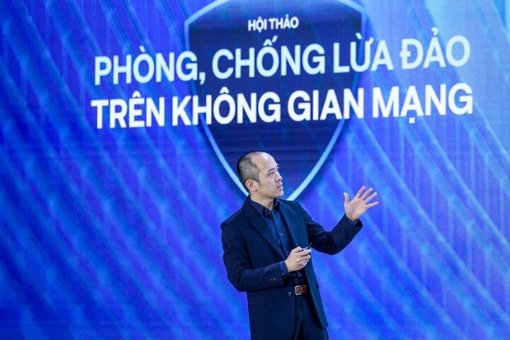 Chuyên gia bảo mật Vũ Ngọc Sơn, Giám đốc Kỹ thuật của Công ty cổ phần Công nghệ an ninh mạng quốc gia Việt Nam. Chuyên gia bảo mật Vũ Ngọc Sơn, Giám đốc Kỹ thuật của Công ty cổ phần Công nghệ an ninh mạng quốc gia Việt Nam.