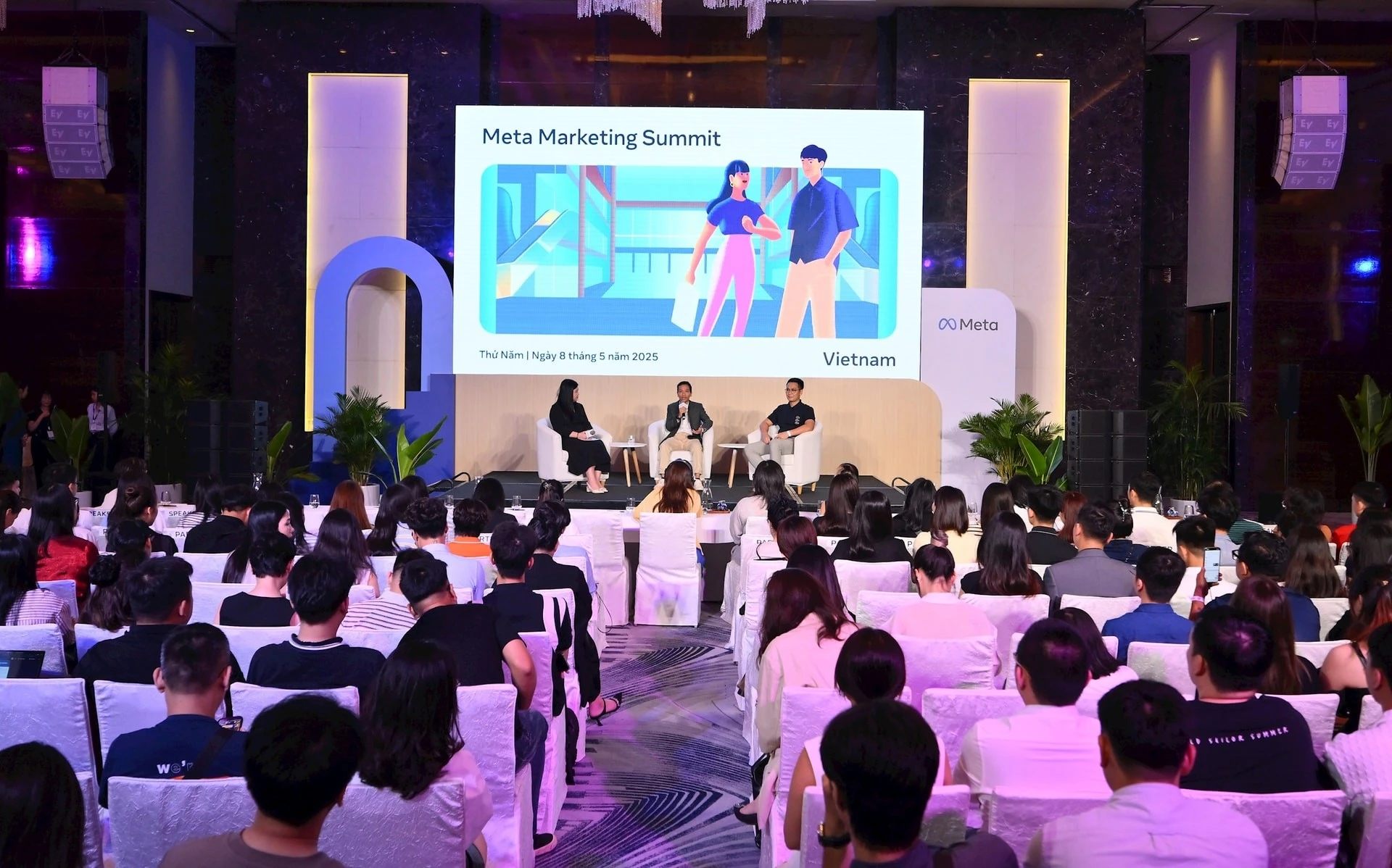 Các chuyên gia chia sẻ về việc ứng dụng AI trong tiếp thị, quảng cáo.