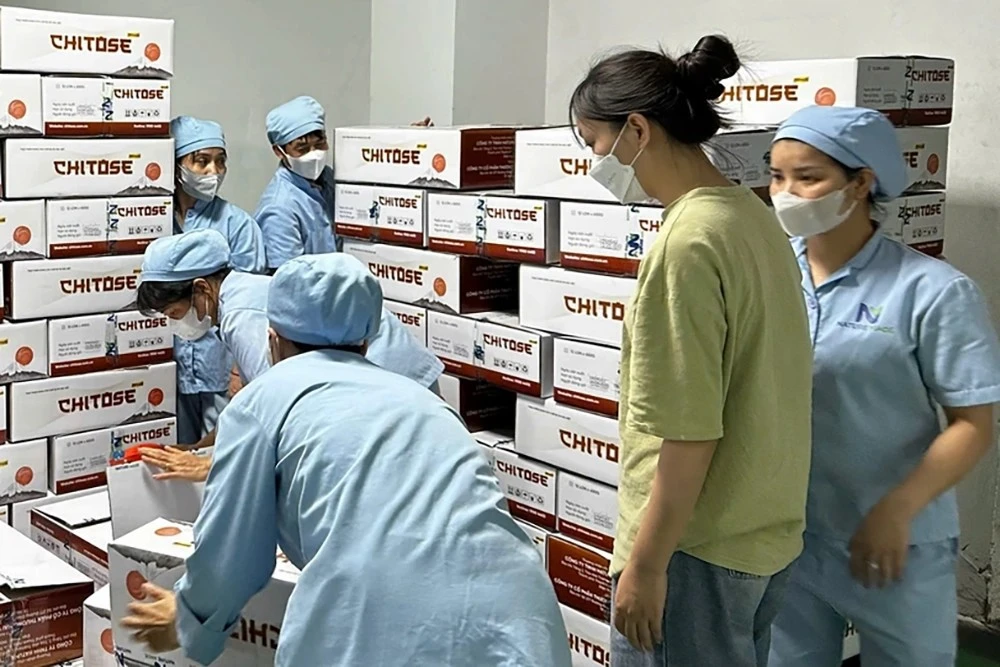 Hình ảnh bên trong nhà xưởng sản xuất sản phẩm dinh dưỡng HIUP 27.