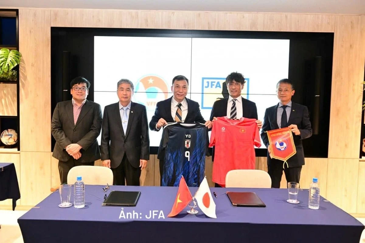 Kí kết hợp tác giữa VFF và Liên đoàn Bóng đá Nhật Bản (JFA).
