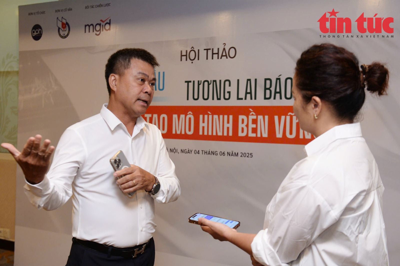 Ông Nguyễn Văn Bá, Tổng biên tập Báo Vietnamnet. Ông Nguyễn Văn Bá, Tổng biên tập Báo Vietnamnet.