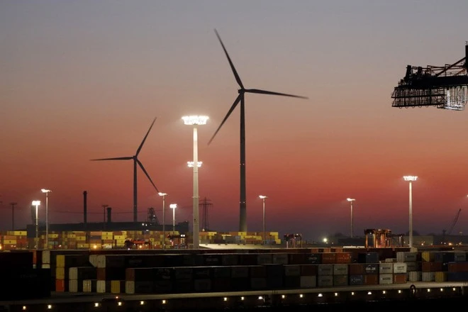 Cảng container ở Hamburg, miền Bắc Đức.