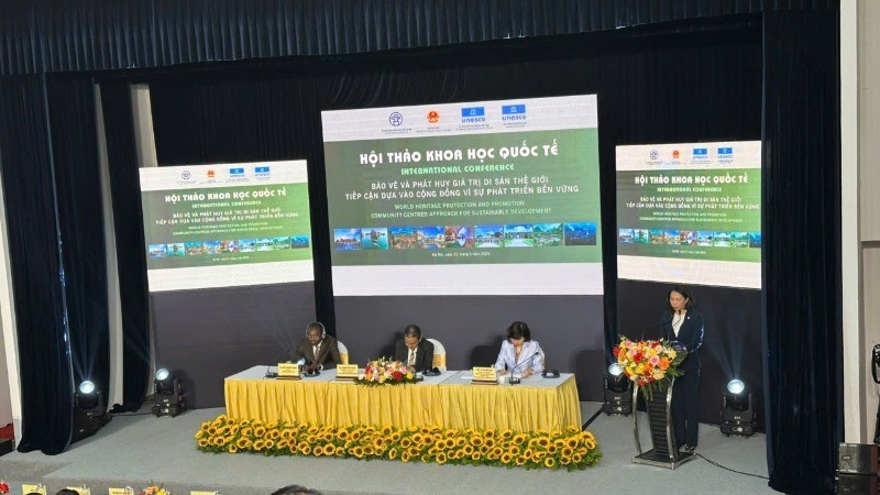 Phó Chủ tịch UBND Thành phố Hà Nội Vũ Thu Hà phát biểu tại hội thảo. Phó Chủ tịch UBND Thành phố Hà Nội Vũ Thu Hà phát biểu tại hội thảo.