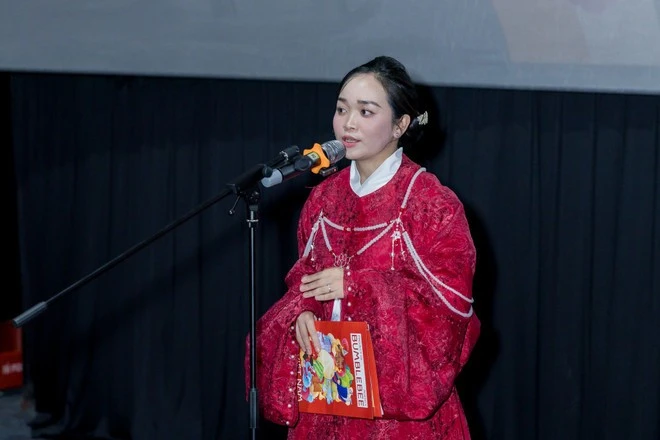 Bà Phạm Thị Hạnh Chi, nhà sáng lập, chỉ đạo sản xuất “Nét Việt Nam”.